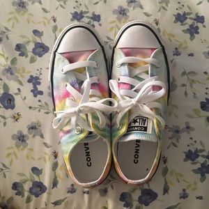 Converse kids size 1
